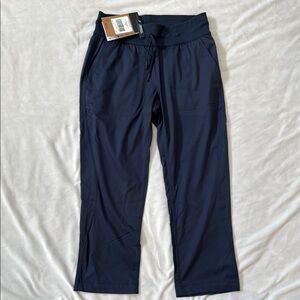Women’s North Face Crop Pants XS
